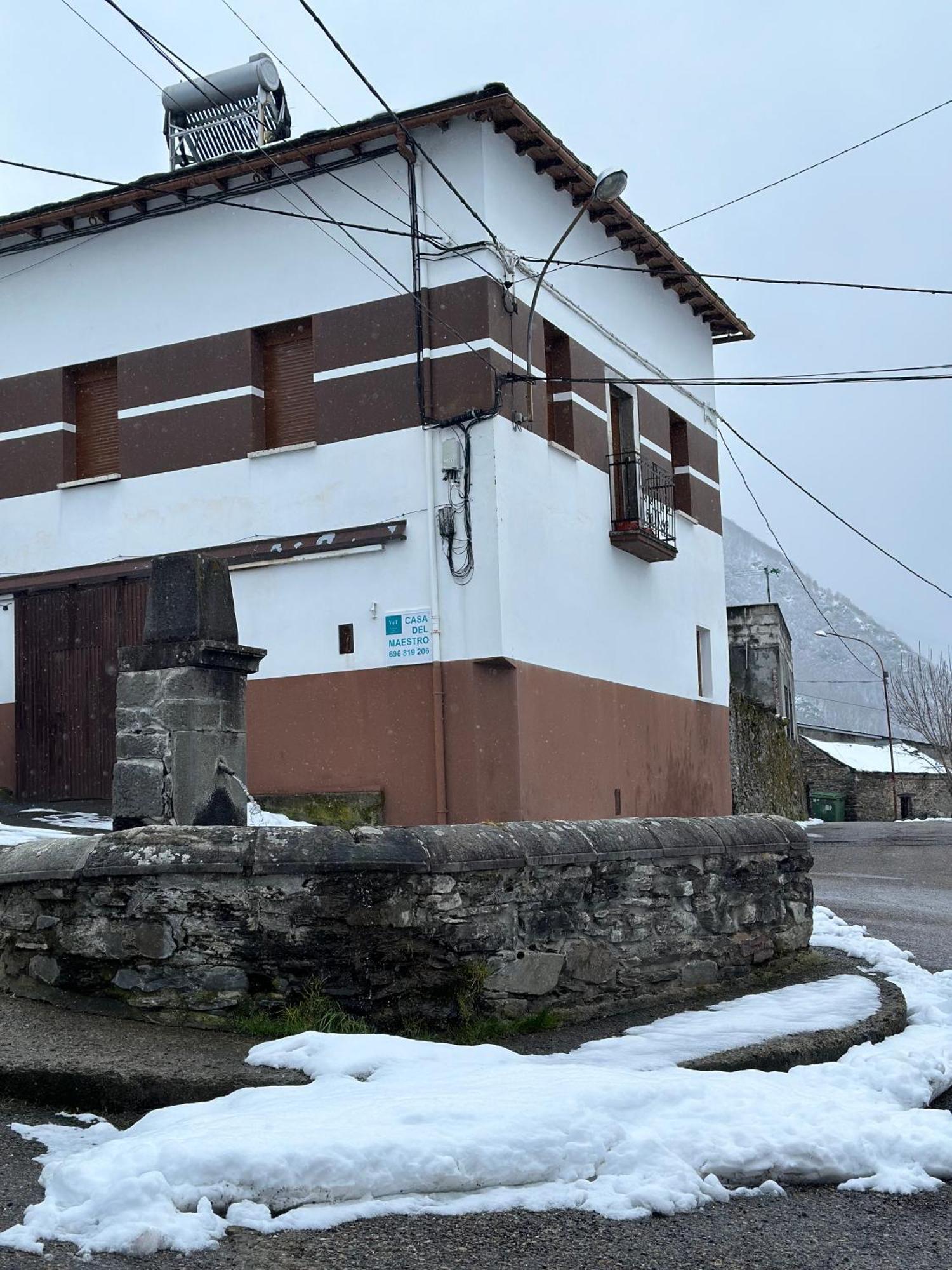 Вилла La Casa Del Maestro Rabanal Экстерьер фото