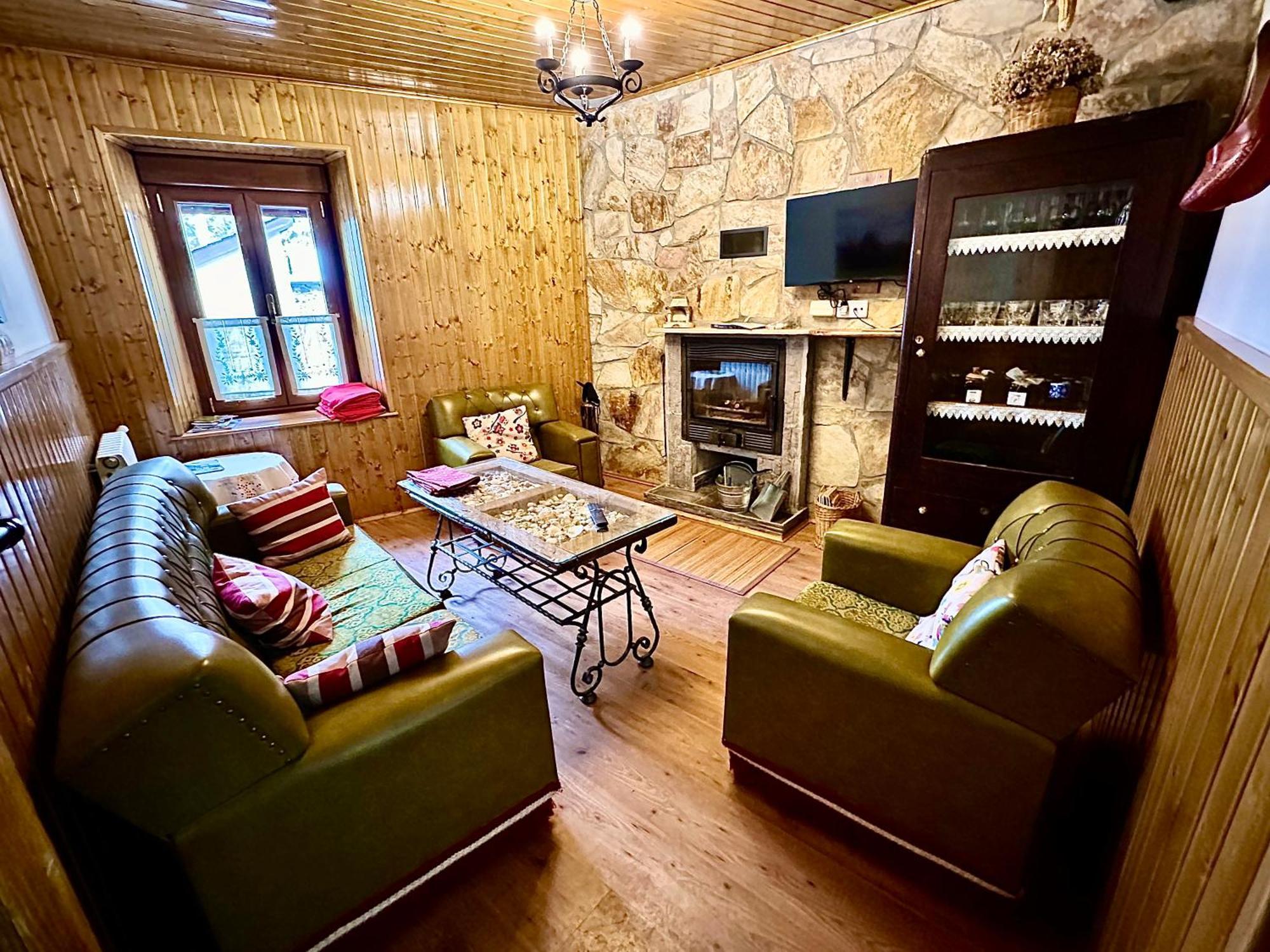 Вилла La Casa Del Maestro Rabanal Экстерьер фото